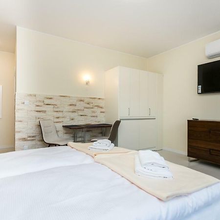 Apartamenty Dom Saski 10 Minut Od Centrum Warszawy Warschau Exterior foto